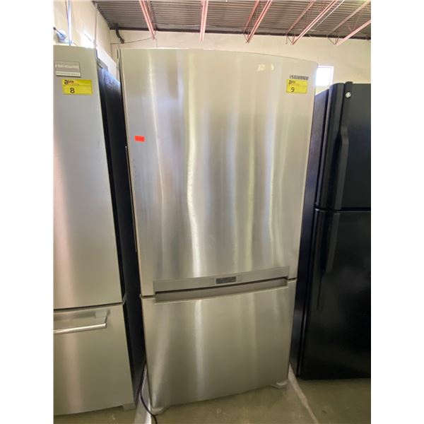 SAMSUNG STAINLESS STEEL TOP & BOTTOM SWING OUT FRIDGE