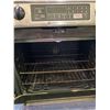 Image 2 : MAYTAG GAS TOP STOVE WITH CONVECTION OVEN