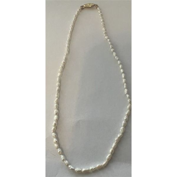 Genuine 16  Freshwater White Pearl Necklace