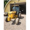 Image 2 : 1986 John Deere 2750 Tractor w/ 3 PTH  4412Hrs Showing See Video * Located in Town of Viscount