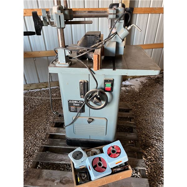 Delta 3 Hp Vertical Spindle Shaper w/ Power Feed & Lots of Bushings and Cutters (North of Viscount)