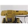 Image 5 : Black & Decker Finishing Sander (Working)