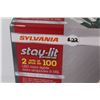Image 2 : Sylvania Stay-Lit (2) Sets of 100 White Lights (NIB)