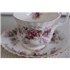 Image 2 : Royal Albert Lavender Rose Teacup and Saucer, Elizabethan Teacup and Saucer