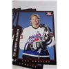 Image 2 : 1994 Post Cereal NHL Hockey Cards (8 1/2" x 12 1/2")