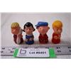 Image 1 : (4) 1951 Charlie Brown Peanuts Finger Puppets Mini Figures