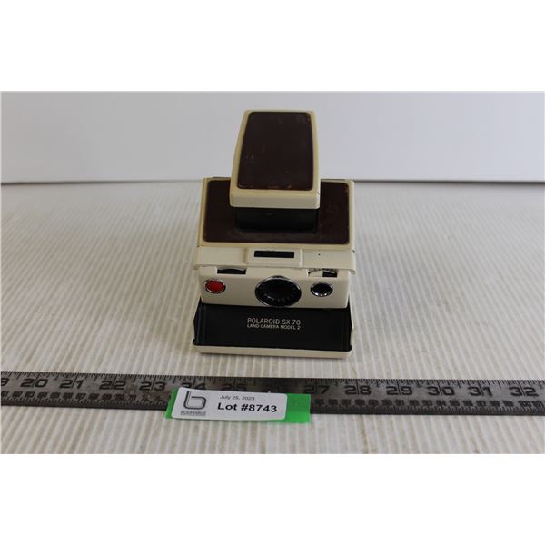 Polaroid SX-70 Land Camera Model 2