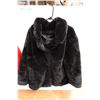 Image 6 : Alia Pink Jacket (XL), George Red Fluffy Jacket (XL), George Black Fluffy Jacket (3X), Gold Bag, Sil