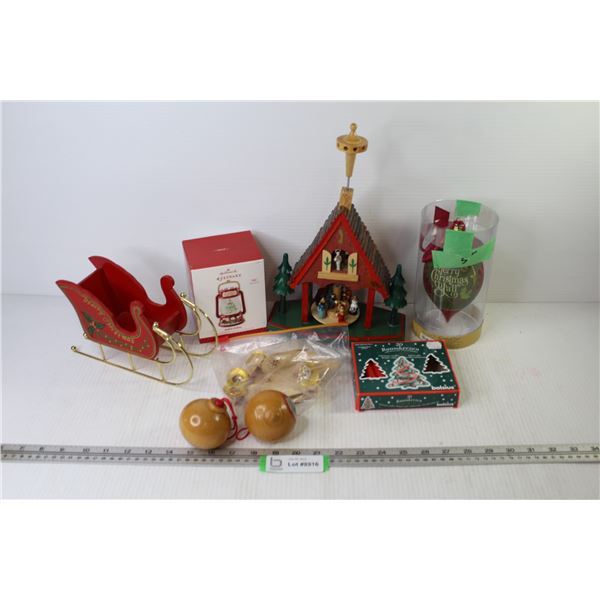 Assorted Christmas Decorations