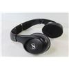 Image 5 : Sennheiser Headphones