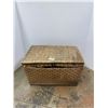 Image 3 : *Vintage Wicker Basket with Lid - 20" x 31" x 18"