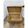 Image 4 : *Vintage Wicker Basket with Lid - 20" x 31" x 18"