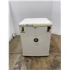 Image 1 : *Whirlpool Mini Fridge - 19" x 20" x 24" (working)