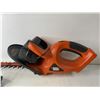 Image 2 : Black and Decker Hedge Trimmer (Working)