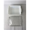 Image 4 : Pyrex Square Dish with Lid