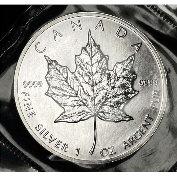 1989 Canada $5 Maple Leaf 1 ozt .9999 Silver