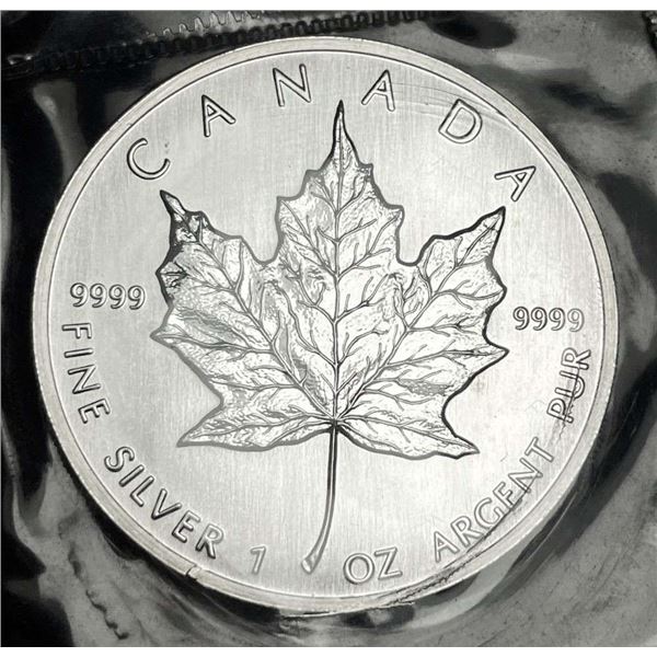 1989 Canada $5 Maple Leaf 1 ozt .9999 Silver