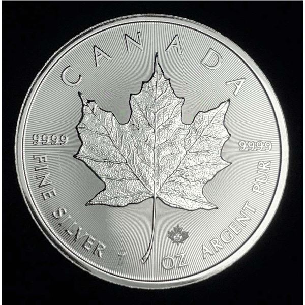 2022 Canada $5 Maple Leaf 1 ozt .9999 Silver