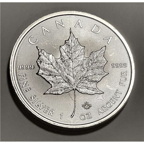 2017 Canada $5 Maple Leaf 1 ozt .9999 Silver