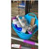 Image 2 : LOT OF CLEANING SUPPLIES