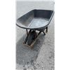 Image 2 : PLASTIC WHEELBARROW