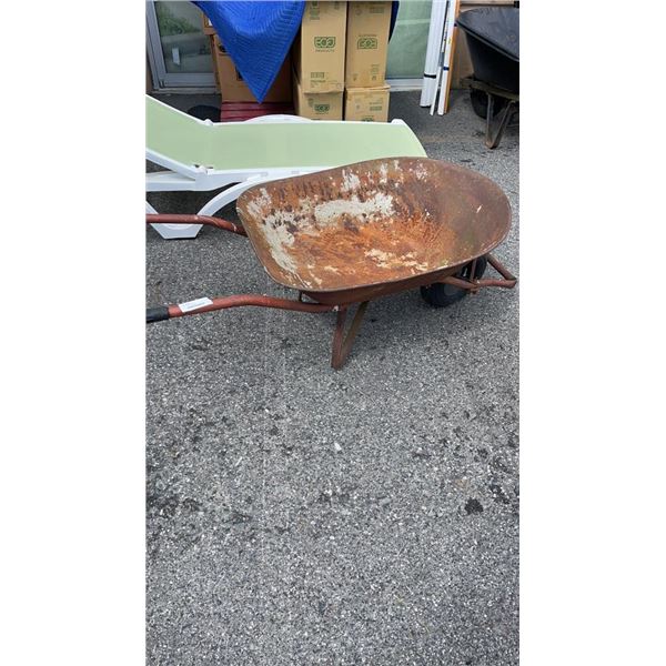 METAL WHEELBARROW