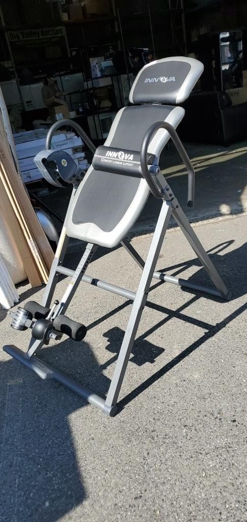 INNOVA INVERSION TABLE