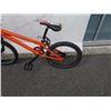 Image 2 : ORANGE NO NAME BIKE