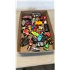 Image 1 : TRAY OF COLLECTIBLE VEHICLES AND DIE CASTS