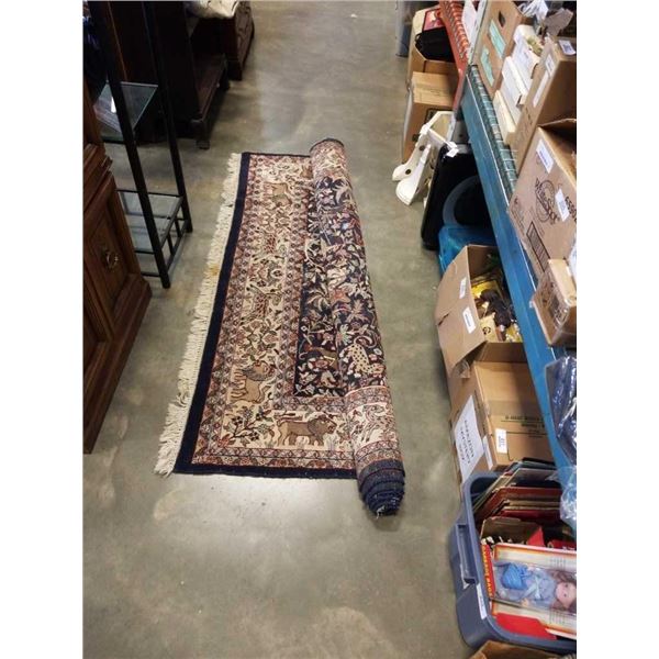 TASSELED 5FT WIDE AREA RUG