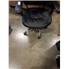 Image 2 : MESH BACK ROLLING OFFICE CHAIR