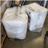 Image 1 : 2 BAGS OF HINGED STYROFOAM TO GO CONTAINERS 400 TOTAL