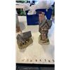 Image 8 : 3 DAVID WINTER COLLECTIBLE COTTAGES
