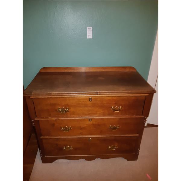 Chest of Drawers C