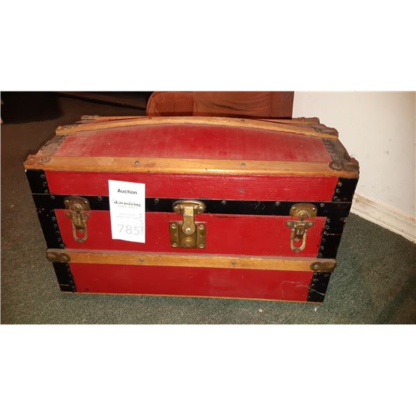 Treasure Chest Cat C