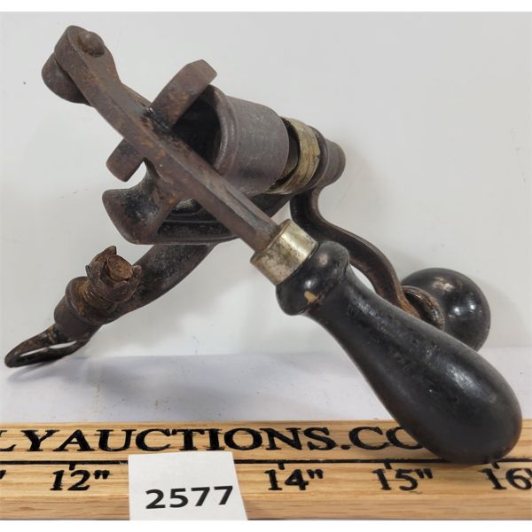 SHOTGUN SHELL HAND RELOADING TOOL