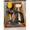 Image 1 : Clamps and tools