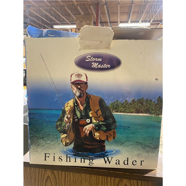 Cleated sole hip fishing waders