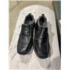 Image 1 : Sketchers size 11