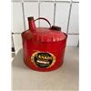 Image 1 : Made in Canada metalware gas can
