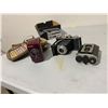 Image 1 : Anaconda Viking, brownie reflex, and colour cameras