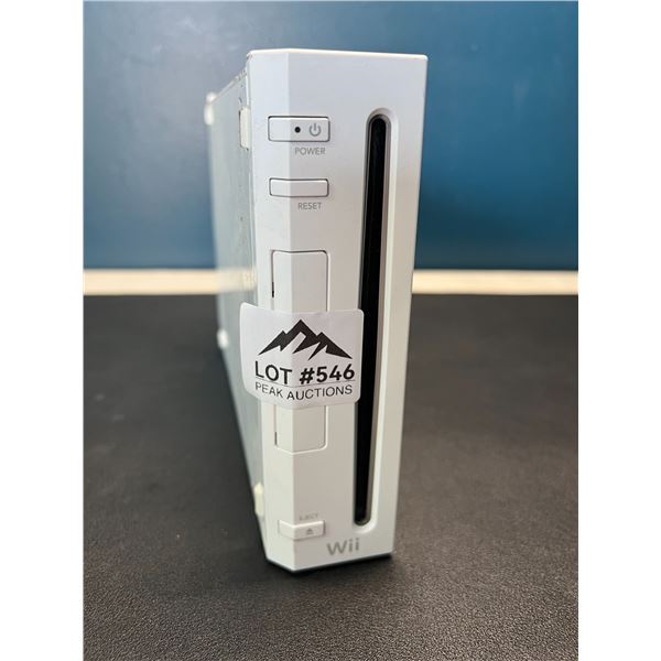 Lot of 1 Nintendo Wii Console - Used