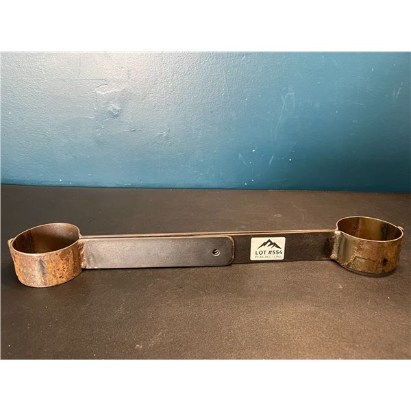 Lot of 1 Metal/Vintage Hand Shackle - Used