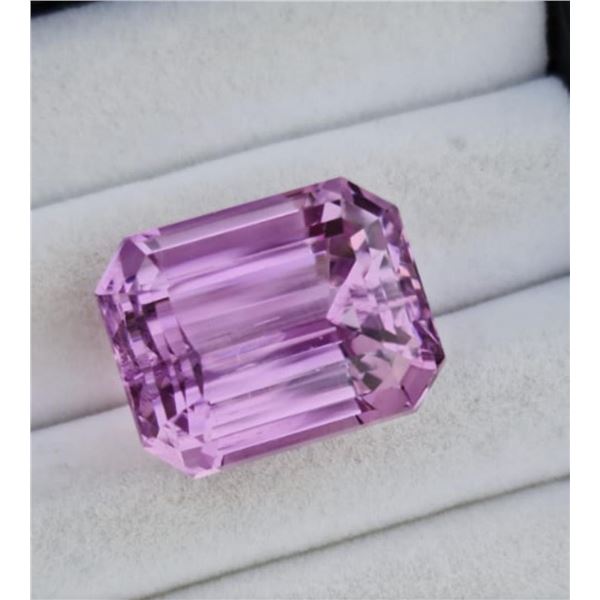 Natural Pink Kunzite 61.25 Carats - FL/VVS