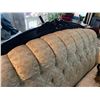 Image 5 : White Fabric Love Seat - Excellent Quality, Beautiful Couch