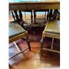 Image 4 : Kitchen Table and Chairs