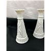 Image 2 : Milk Glass Vases