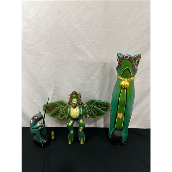 Wooden Frog Décor