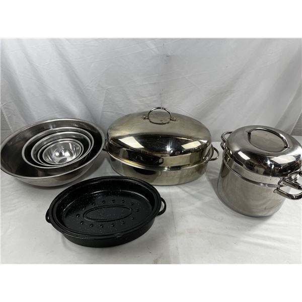 Kitchenware Lot