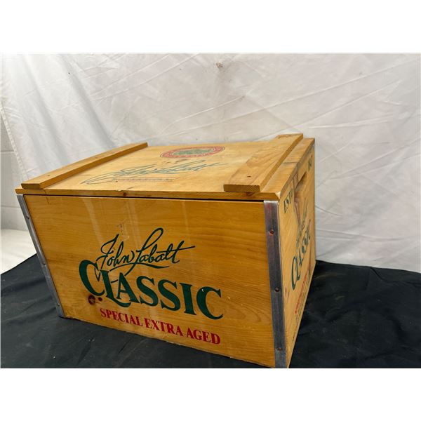 John Labatt Classic Crate